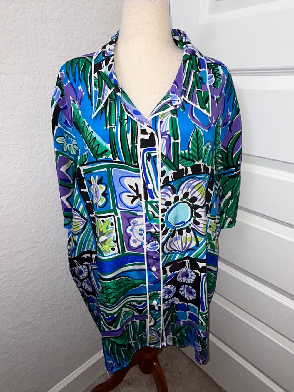 Bob Mackie 100% Silk Short Sleeve Button Front Tunic Blouse Shirt Top